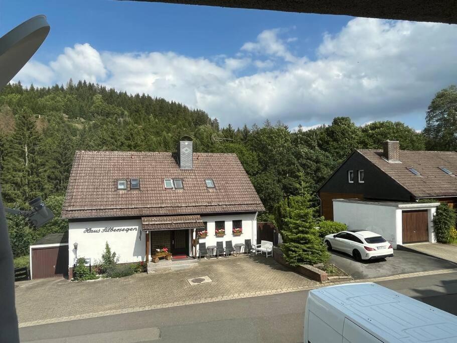 Exklusive Ferienwohnung Mit 3 Schlafzimmern Und 2 Baedern! 알테나우 외부 사진